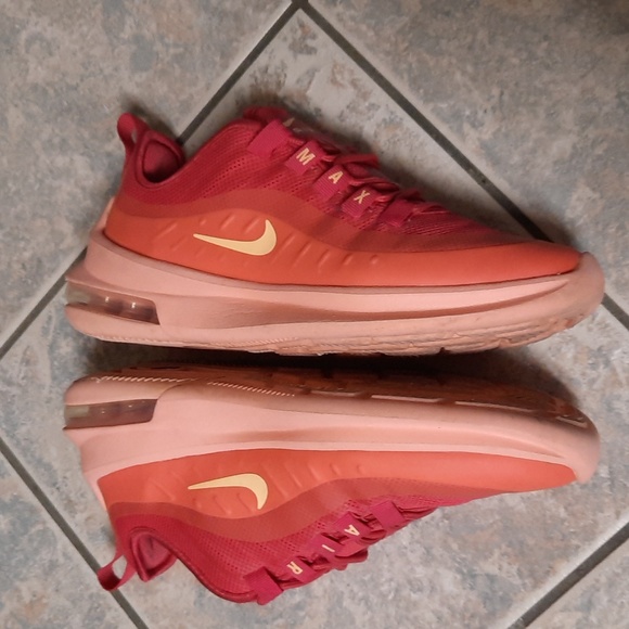 Nike Air Max Axis, Rush Pink, size 6.5 - Picture 4 of 7